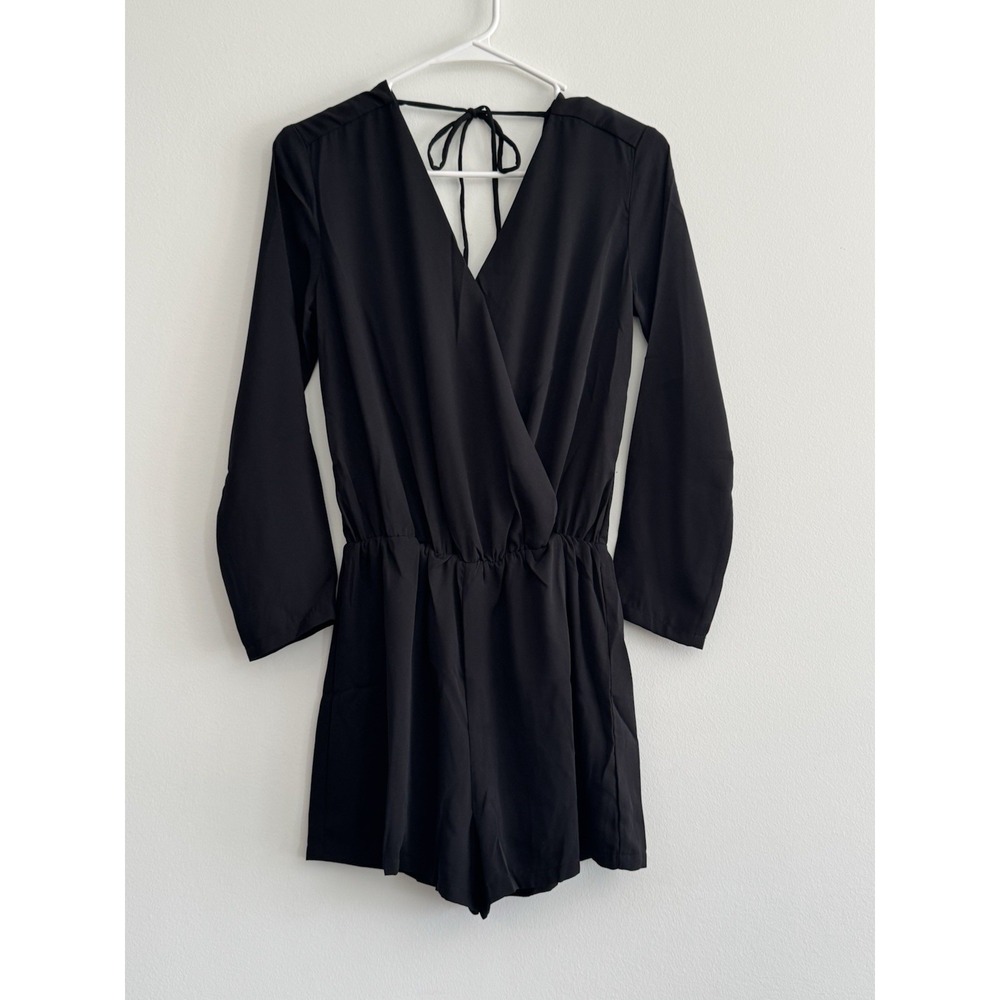 NWT Three Eighty Two Revolve Deep V Surplice‎ Shorts Romper Black Extra Small